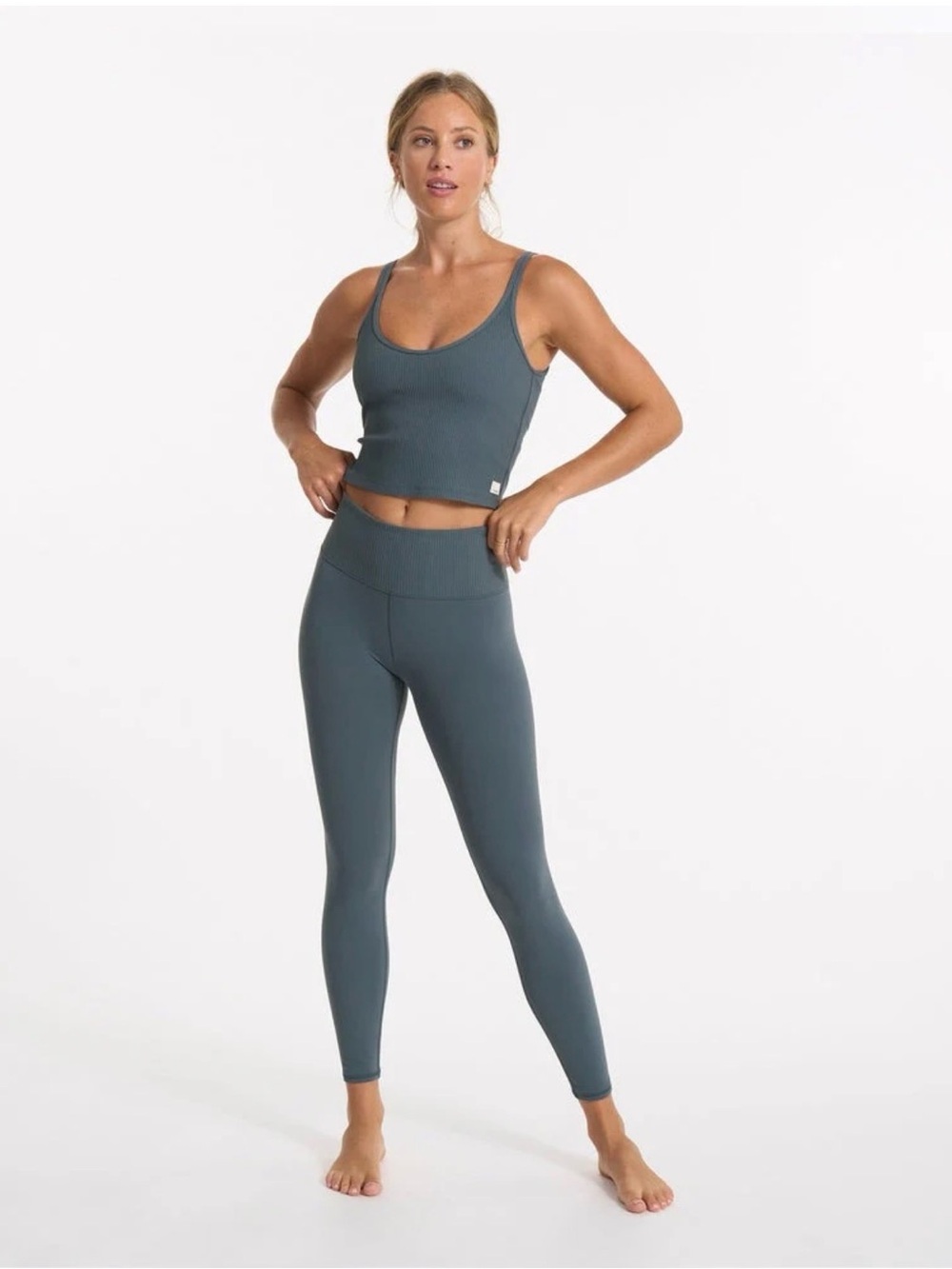 Vuori Rib Studio Legging Women’s Small in the color Stone style number #VW428